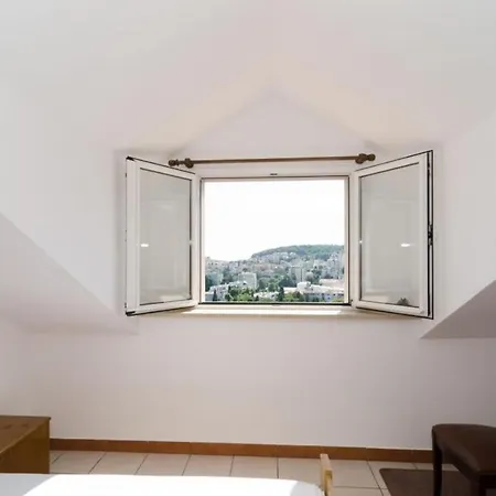 Misita - One Bedroom With Balcony And City View * Ragusa